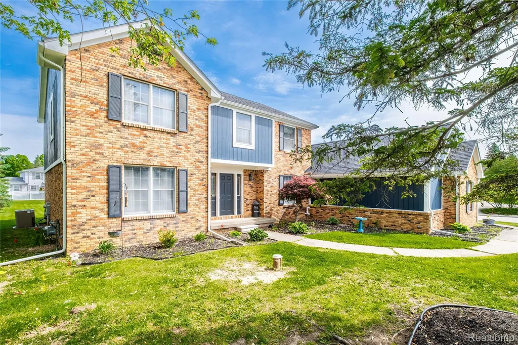 9359 Lochmoor Drive Davison Township MI 48423