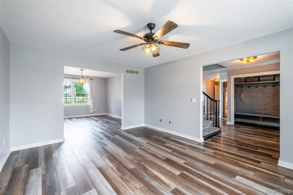 9359 Lochmoor Drive Davison Township MI 48423
