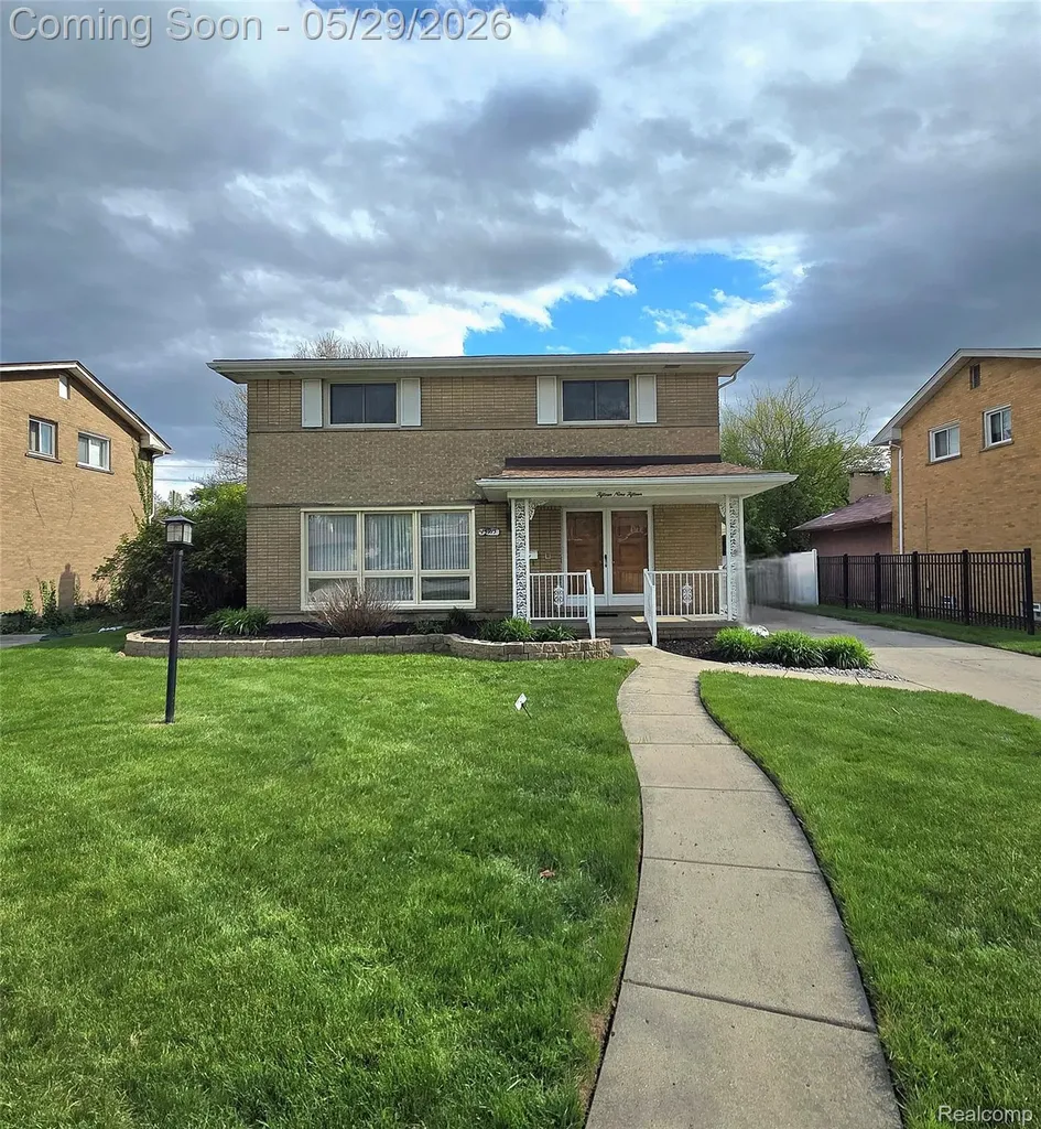 15915 Hilton Street Southfield City MI 48075