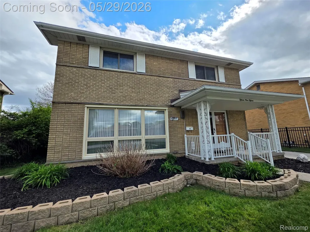 15915 Hilton Street Southfield City MI 48075