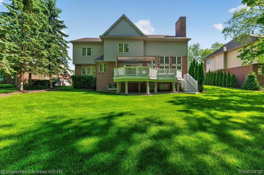 15639 Merion Court Northville Township MI 48168