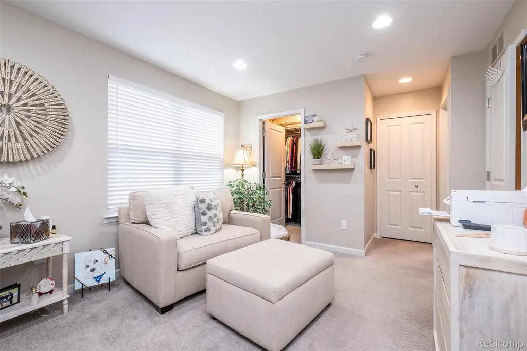 4580 Bradley Circle Troy City MI 48085