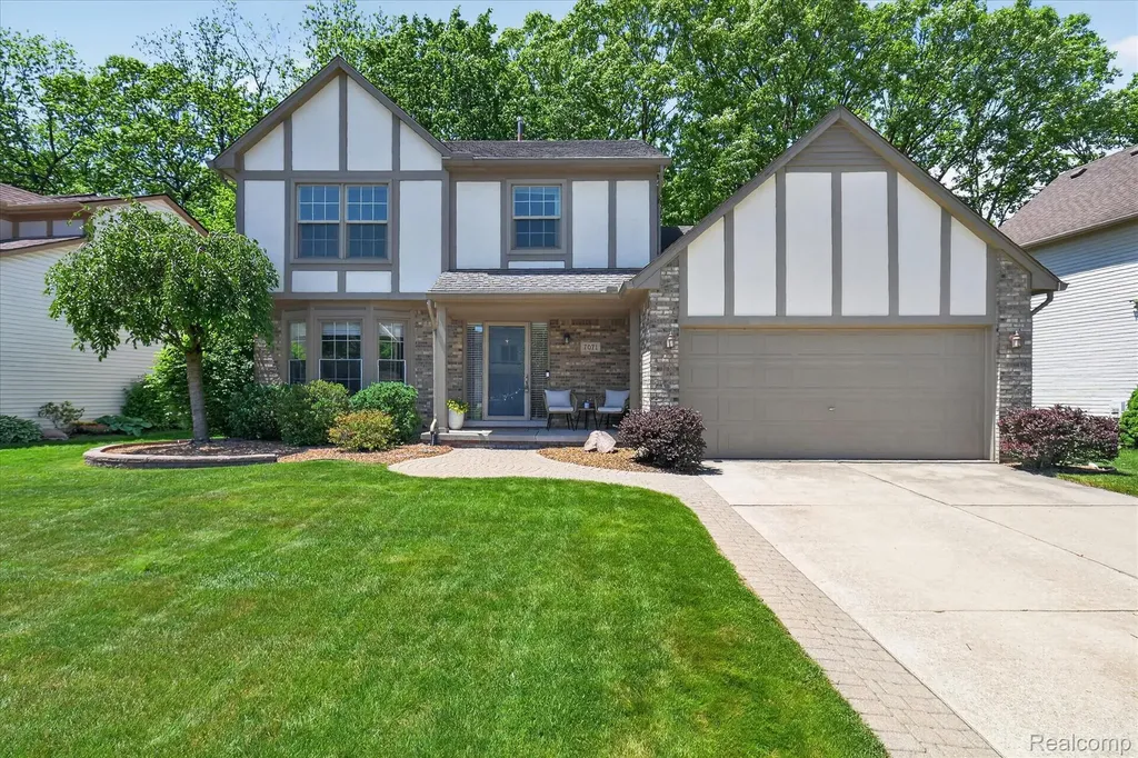 7071 Foxcreek Drive Canton Charter Township MI 48187