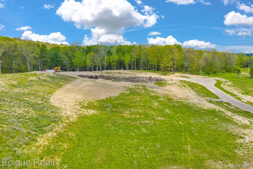 2797 Park Ridge Road White Lake Charter Township MI 48383