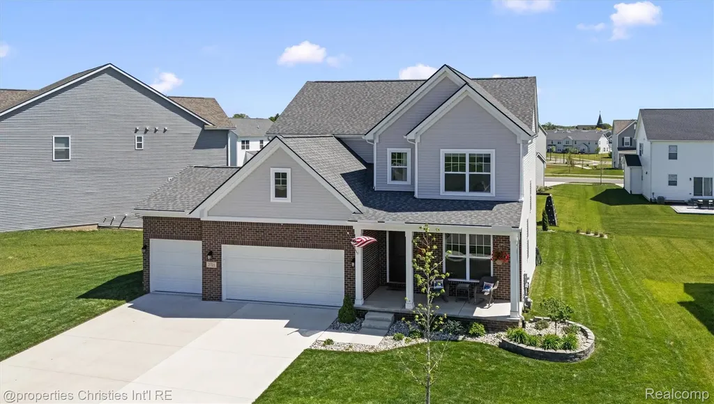 2721 Maize Loop Saline Township MI 48176