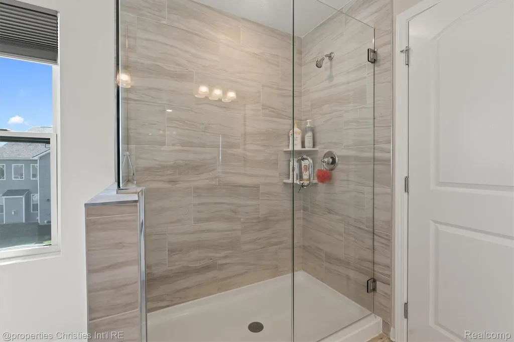2721 Maize Loop Saline Township MI 48176