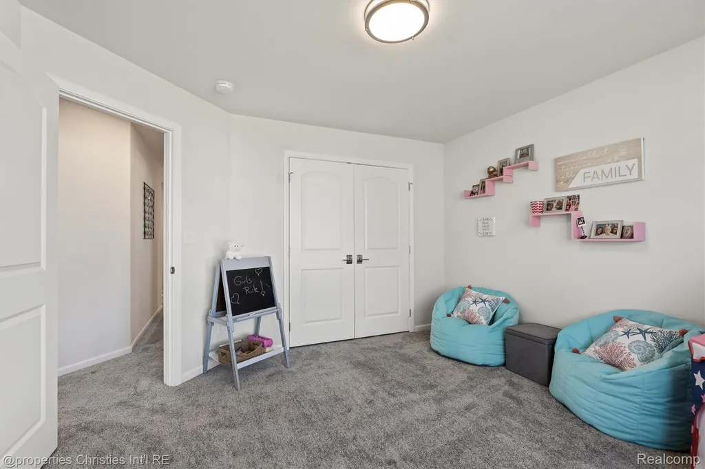 2721 Maize Loop Saline Township MI 48176