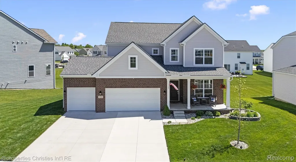2721 Maize Loop Saline Township MI 48176