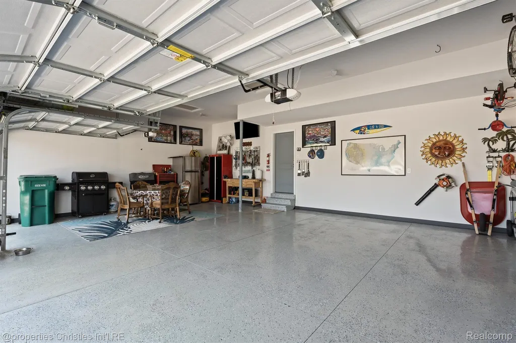 2721 Maize Loop Saline Township MI 48176
