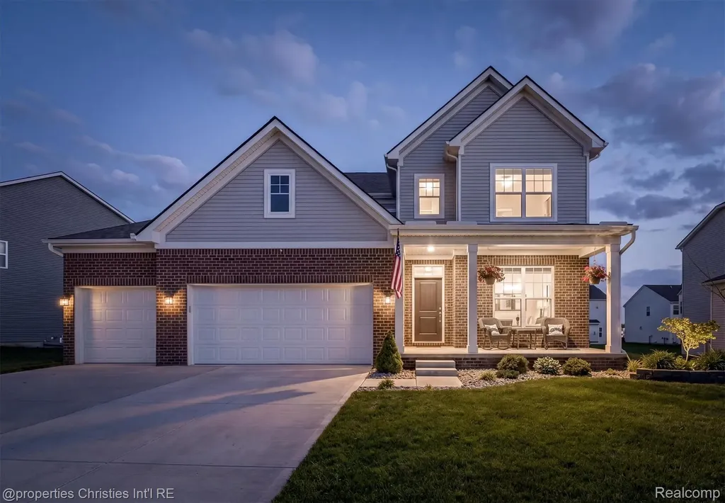 2721 Maize Loop Saline Township MI 48176