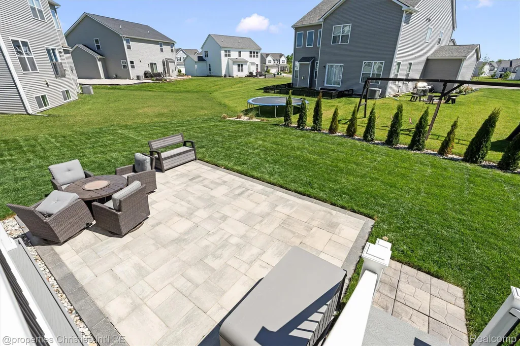 2721 Maize Loop Saline Township MI 48176