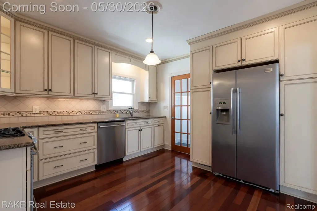 610 Blunk Street Plymouth City MI 48170