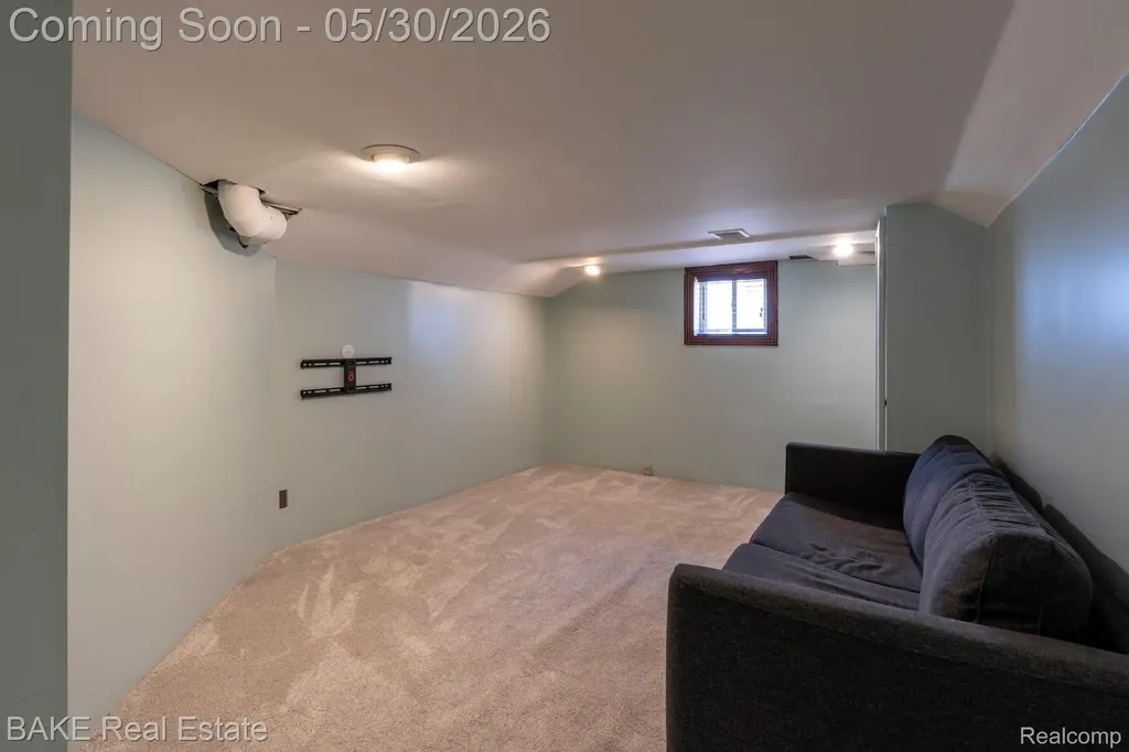 610 Blunk Street Plymouth City MI 48170