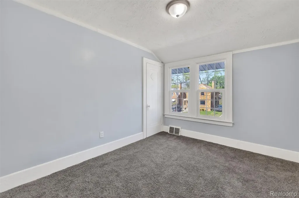 12676 Wyoming Avenue Detroit City MI 48238