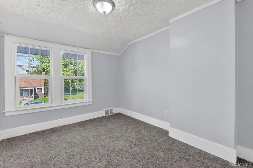 12676 Wyoming Avenue Detroit City MI 48238