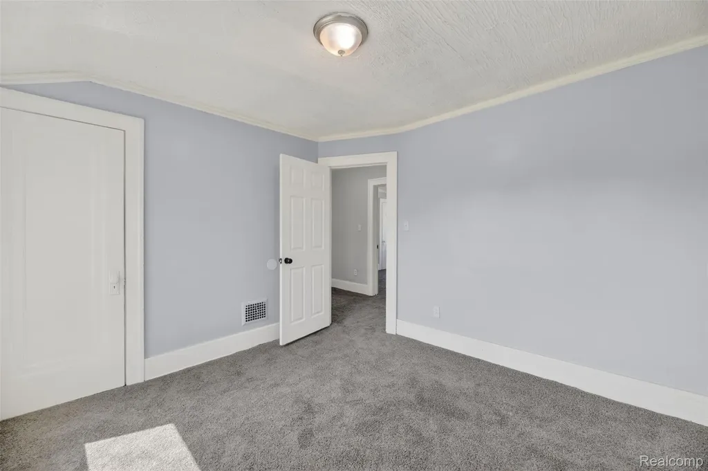12676 Wyoming Avenue Detroit City MI 48238