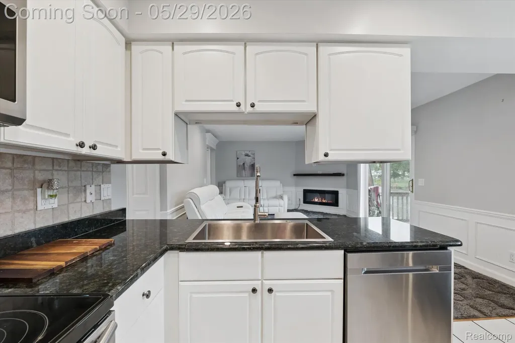 25440 Quarter Deck Street Harrison Charter Township MI 48045