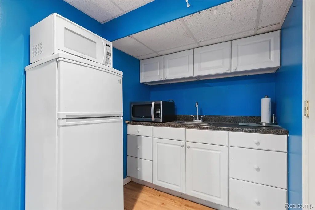 25440 Quarter Deck Street Harrison Charter Township MI 48045