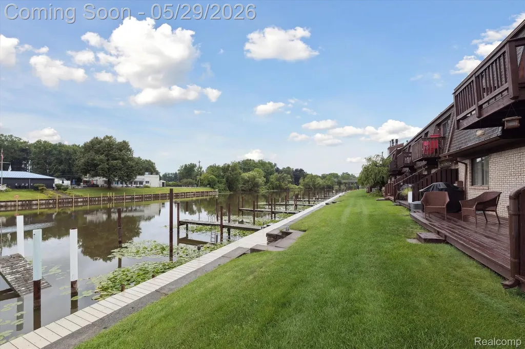 25440 Quarter Deck Street Harrison Charter Township MI 48045