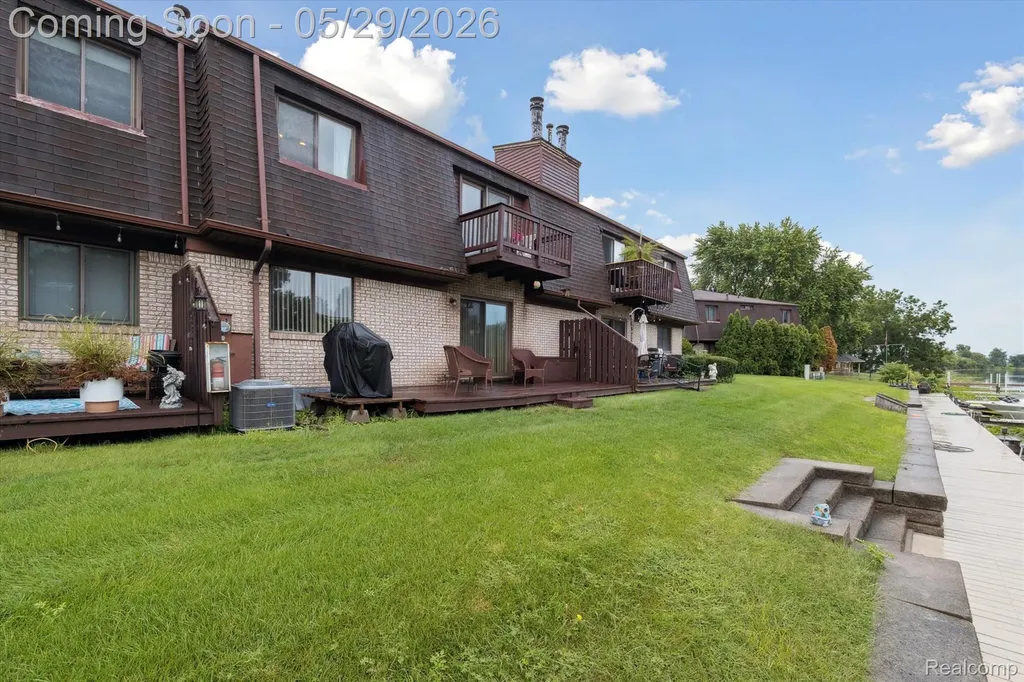 25440 Quarter Deck Street Harrison Charter Township MI 48045