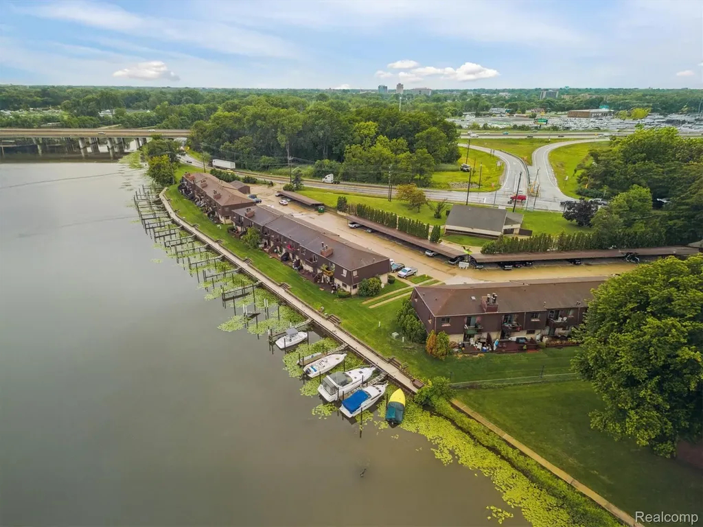25440 Quarter Deck Street Harrison Charter Township MI 48045