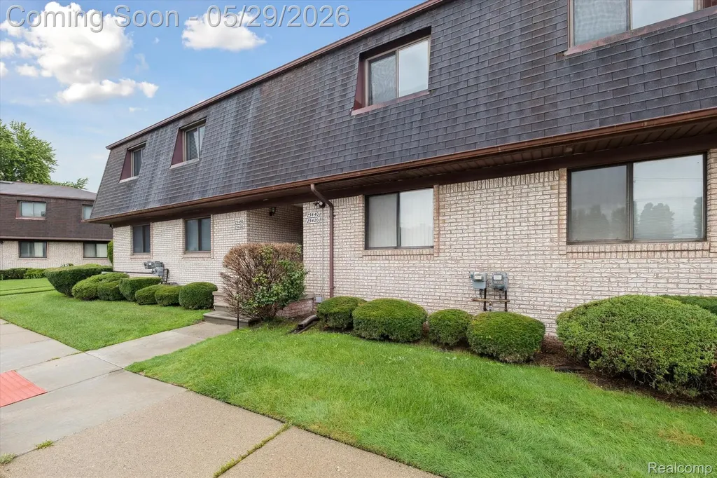 25440 Quarter Deck Street Harrison Charter Township MI 48045