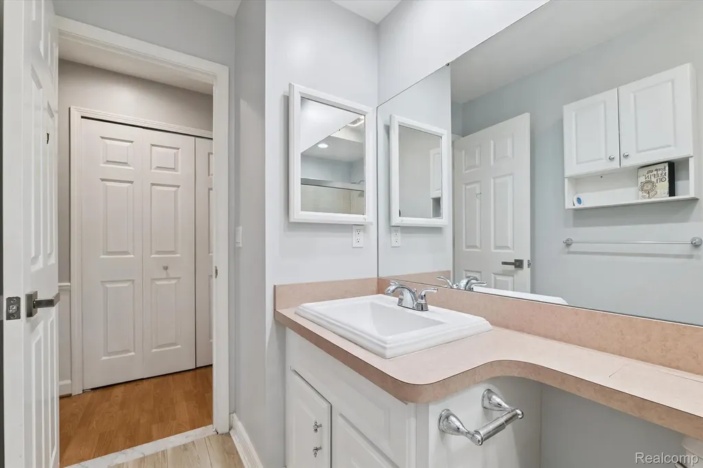 25440 Quarter Deck Street Harrison Charter Township MI 48045