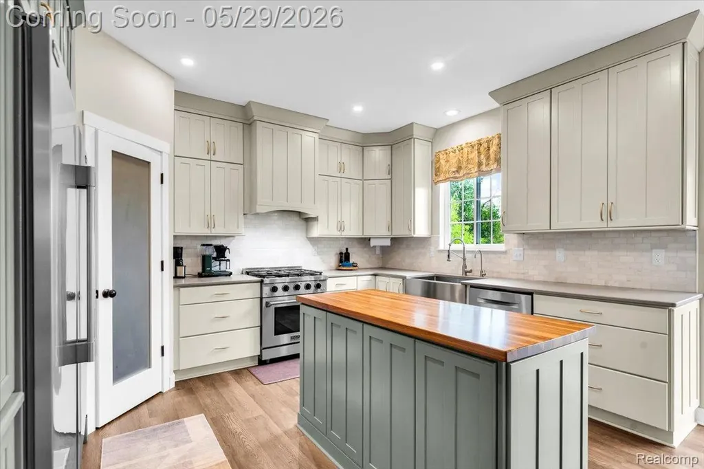 1219 Chelsea Boulevard Oxford Charter Township MI 48371