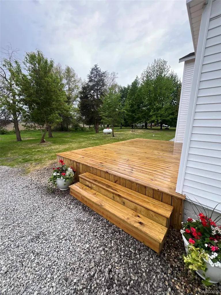 12301 Niblock Road Chesaning Township MI 48616