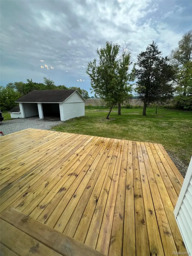 12301 Niblock Road Chesaning Township MI 48616