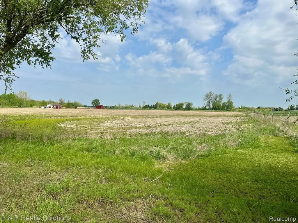 7.49 Acres Millington Road Rich Township MI 48760
