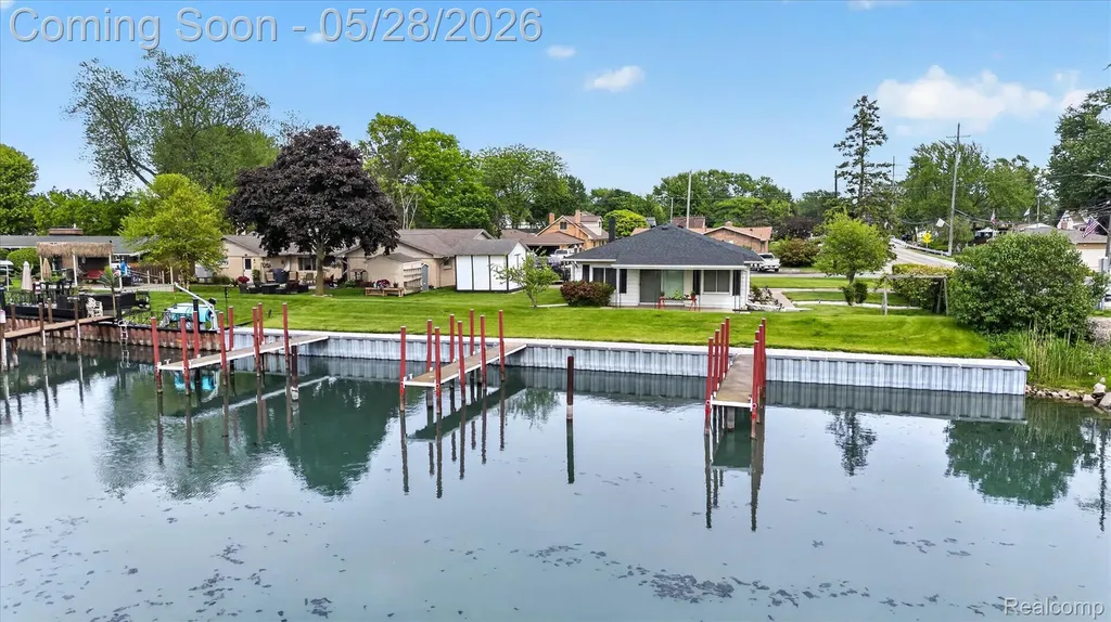 29886 Pointe Drive Gibraltar City MI 48173