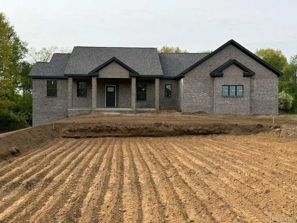 2265 Equestrian Trail Drive Attica Township MI 48455