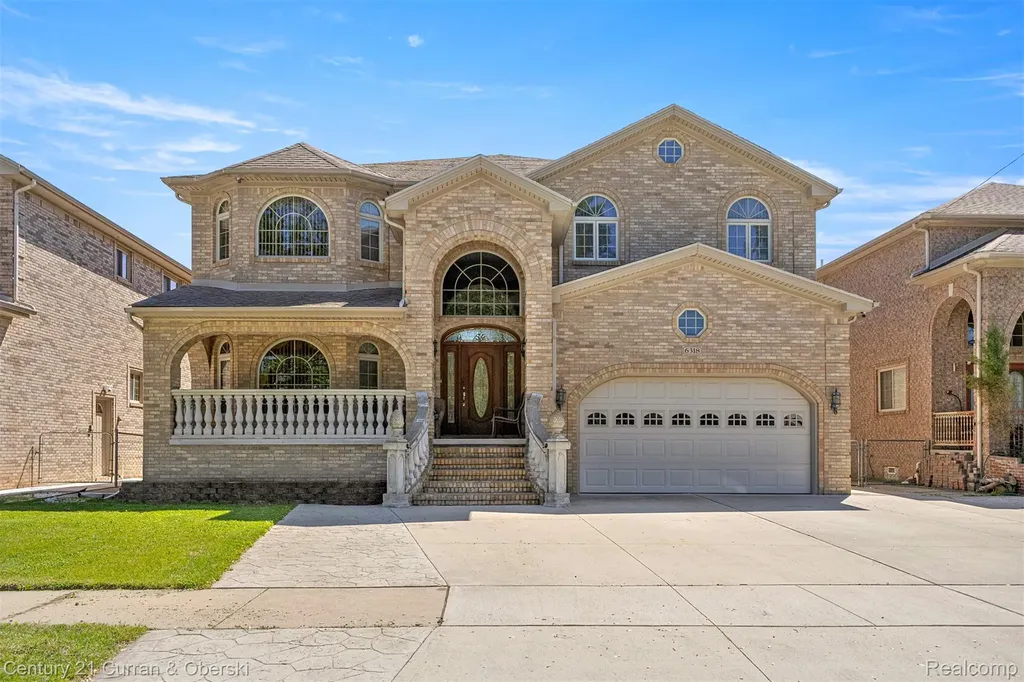 6318 Whitefield Street Dearborn Heights City MI 48127