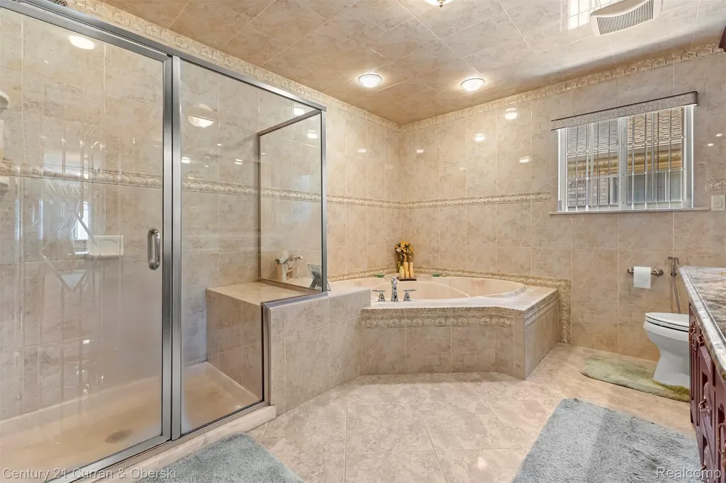 6318 Whitefield Street Dearborn Heights City MI 48127