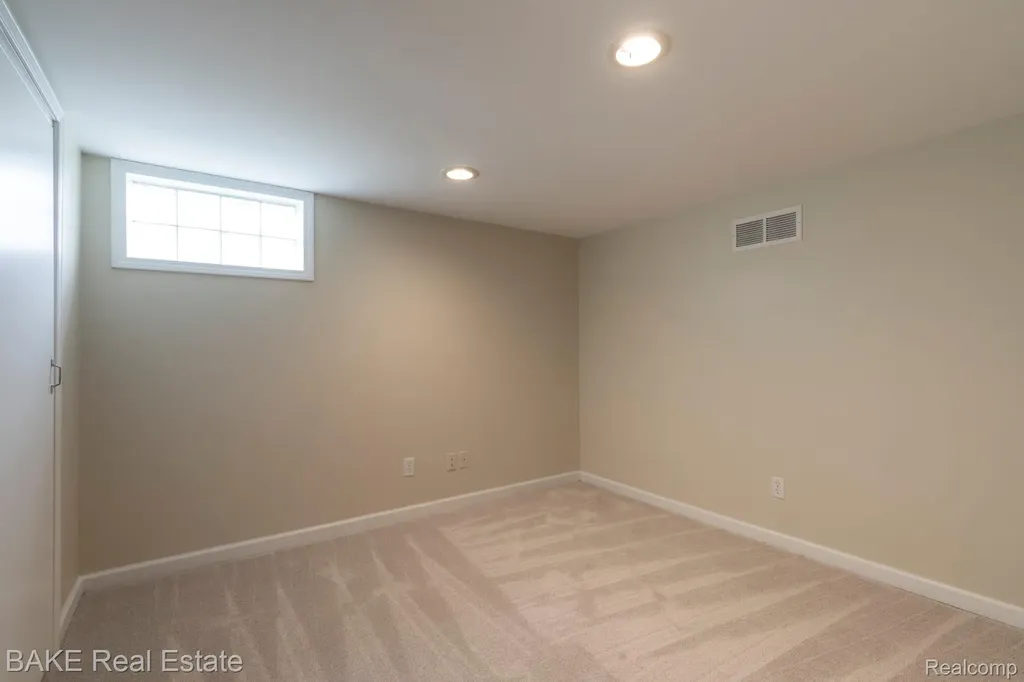 315 N Evergreen Street Plymouth City MI 48170