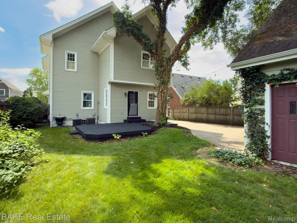315 N Evergreen Street Plymouth City MI 48170