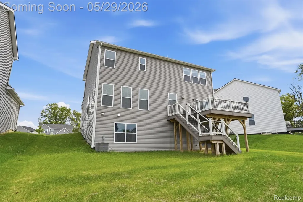 8446 Sandhill Court White Lake Charter Township MI 48386