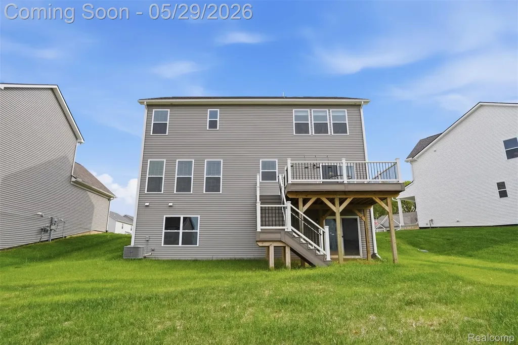 8446 Sandhill Court White Lake Charter Township MI 48386