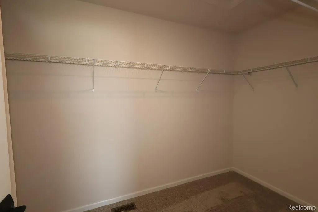61717 Hevel Lane Washington Township MI 48094