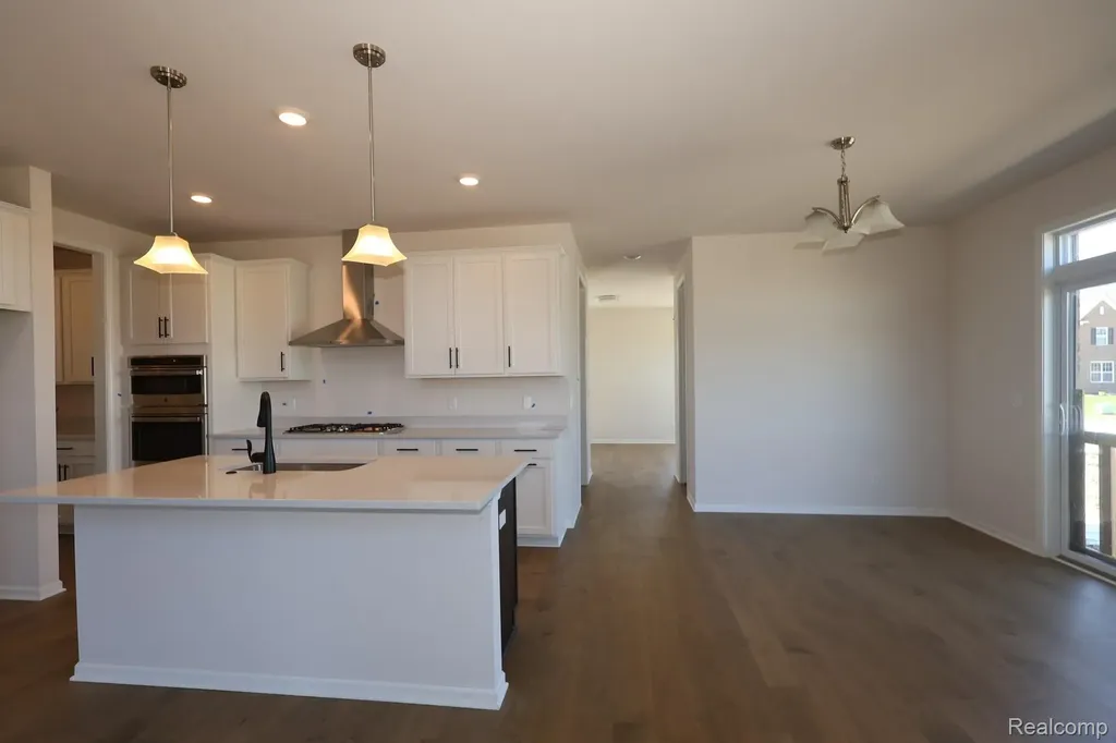 61717 Hevel Lane Washington Township MI 48094