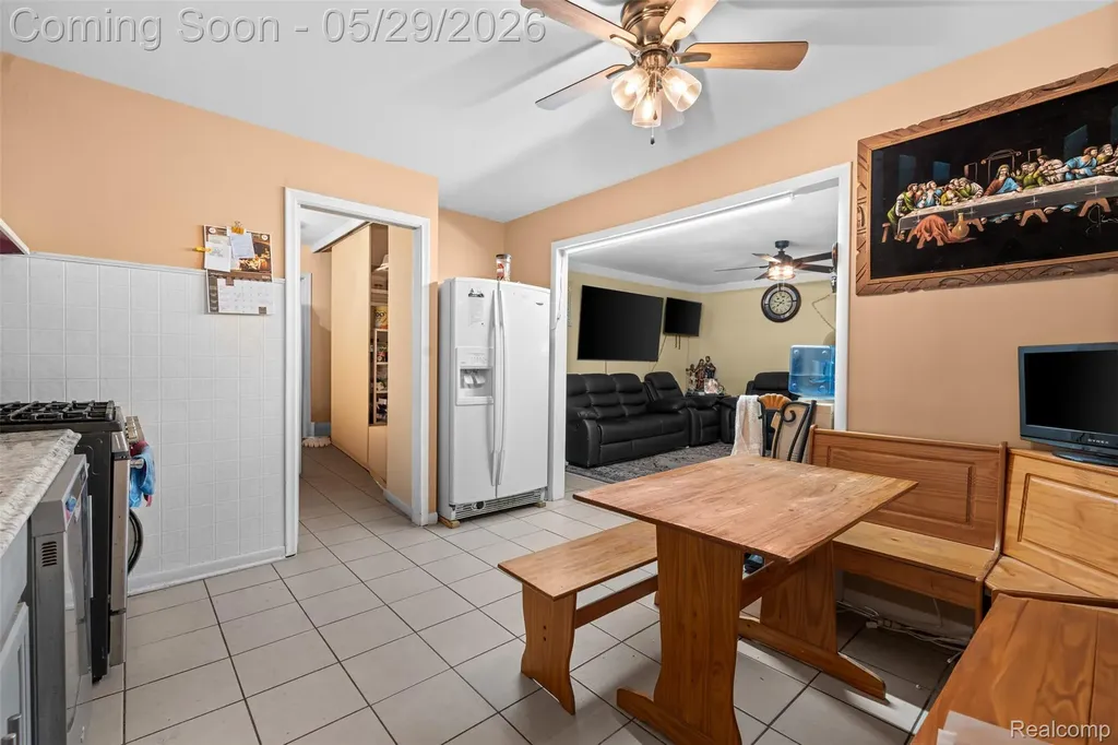 1579 Dulong Avenue Madison Heights City MI 48071