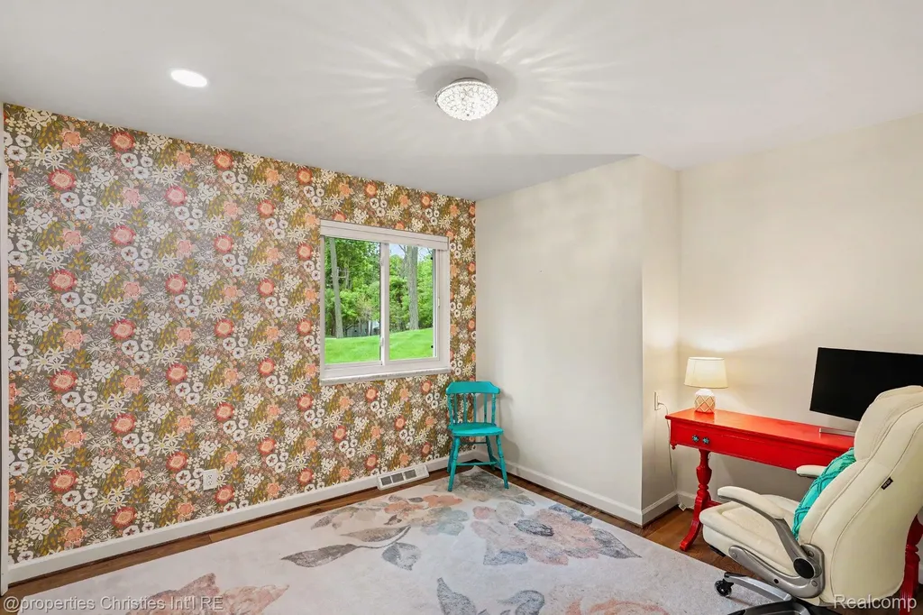 6905 W Church Street Independence Charter Township MI 48346