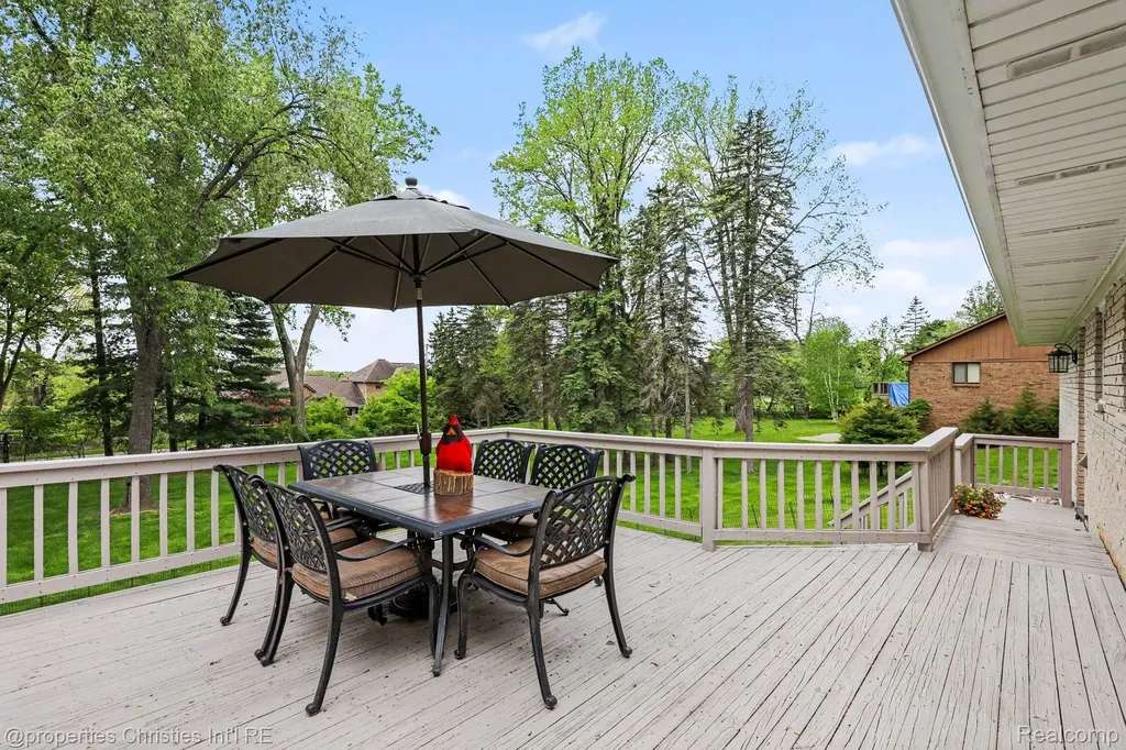 6905 W Church Street Independence Charter Township MI 48346