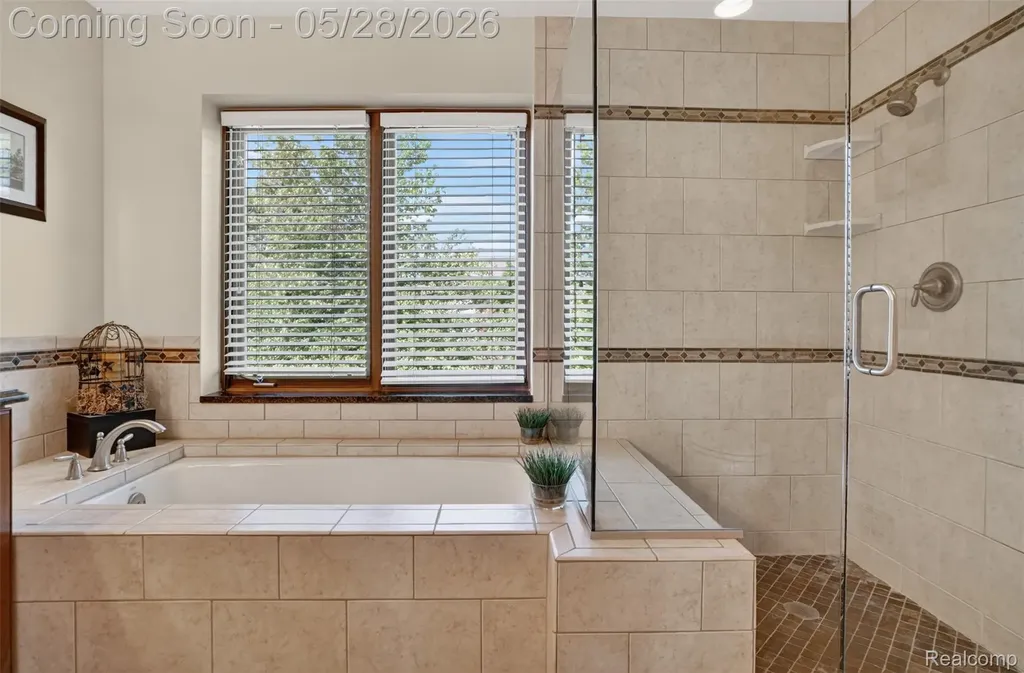 4409 Deacon Court Troy City MI 48098