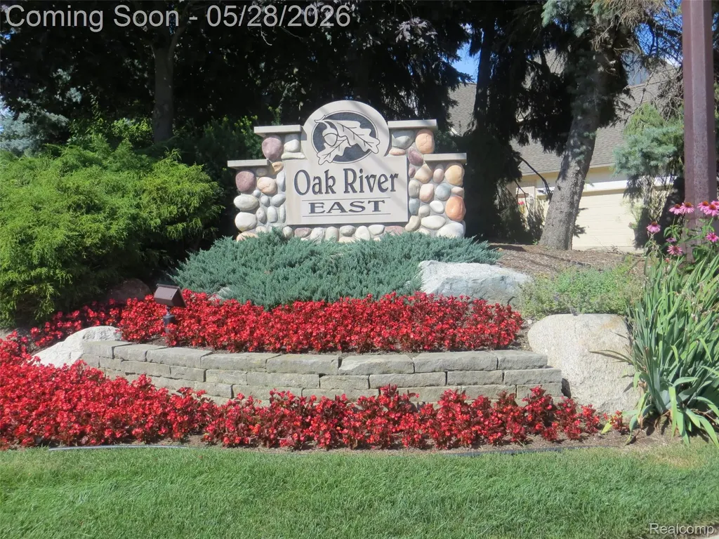 4409 Deacon Court Troy City MI 48098
