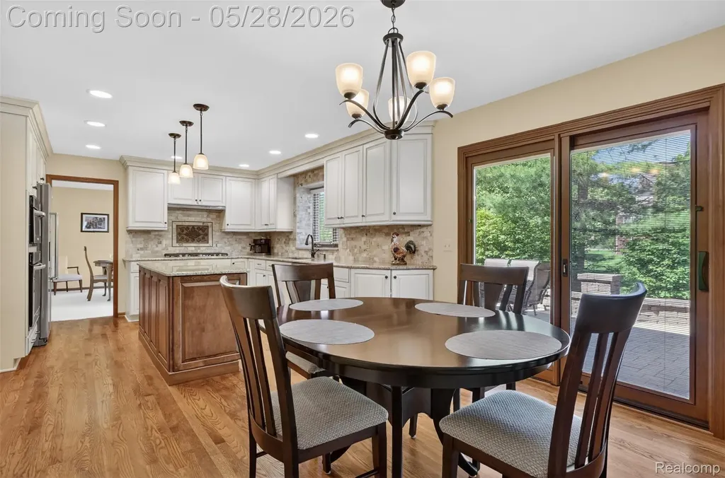 4409 Deacon Court Troy City MI 48098