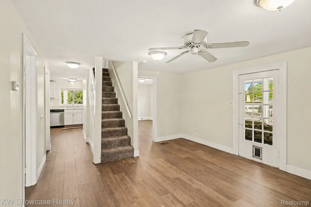349 W Livingston Road Highland Charter Township MI 48357