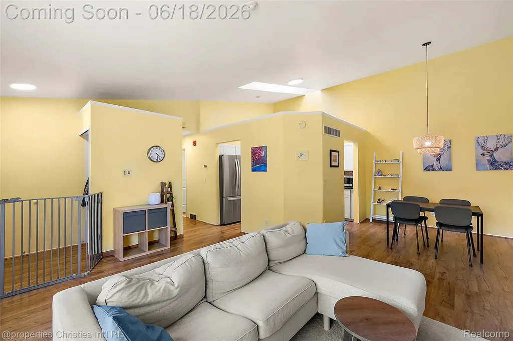 41374 Southwind Drive Canton Charter Township MI 48188