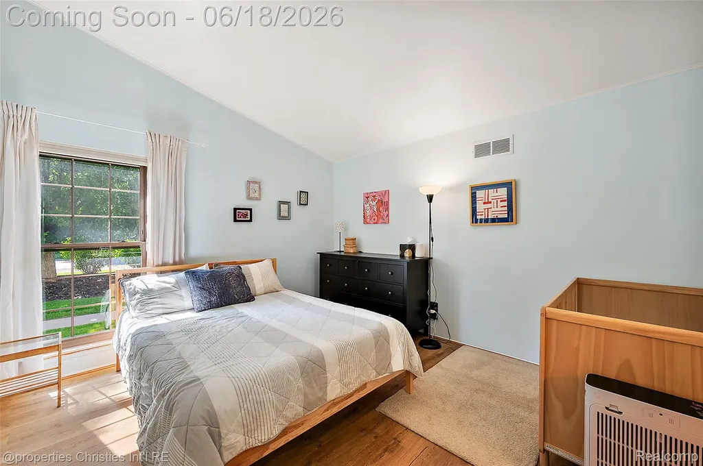 41374 Southwind Drive Canton Charter Township MI 48188